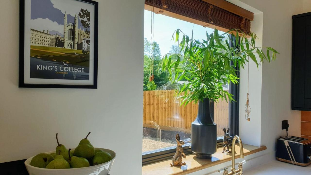 Finest Retreats - Blackbarn Wood Balsham エクステリア 写真